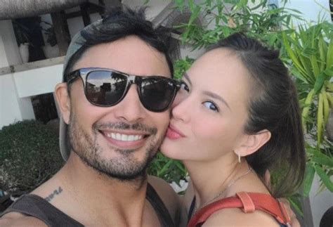 ellen adarna tits|I miss your old boobs: Derek Ramsay says as Ellen Adarna gets。